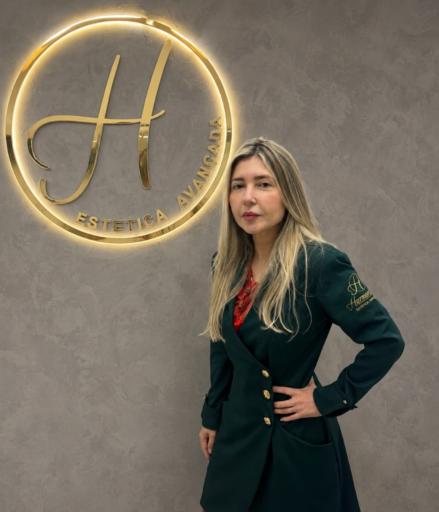 Dra. Adriana Gonçalves do Amaral - Fundadora & Diretora Clínica